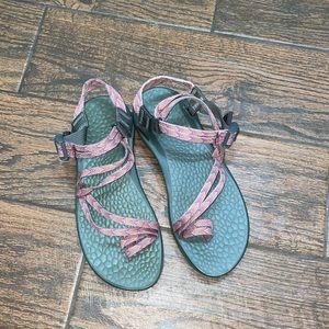 Woman’s CHACO Purple Pink Double ZX/2 Sandals